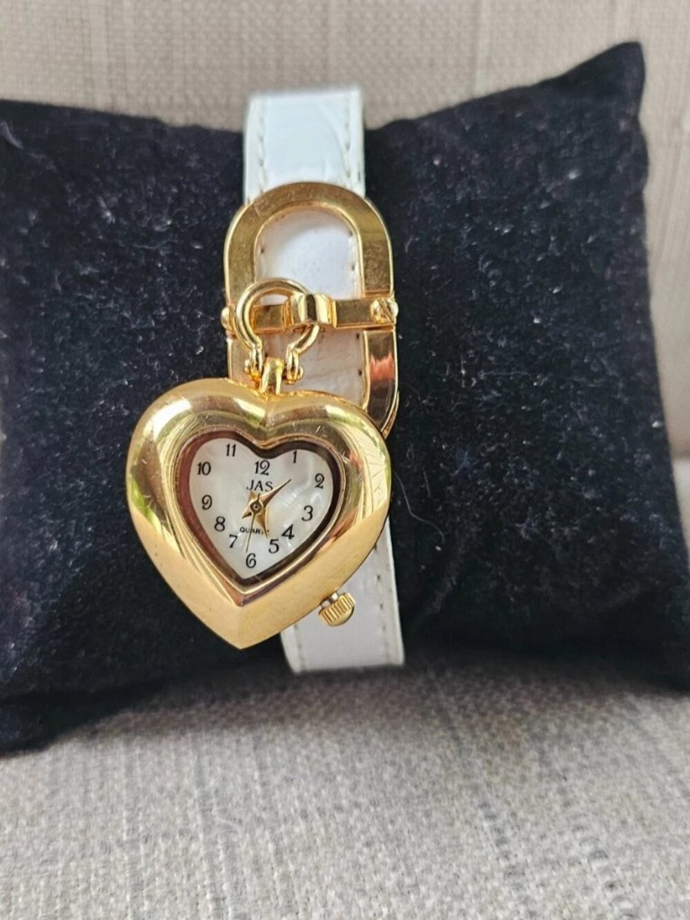 Vintage JAS Quartz Wristwatch White Leather Strap Gold Tone Case Ladies Watch - Picture 4 of 12